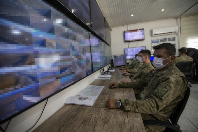 Termal kamera ve akustik sistemler Mehmetçik'in gözü kulağı oluyor
